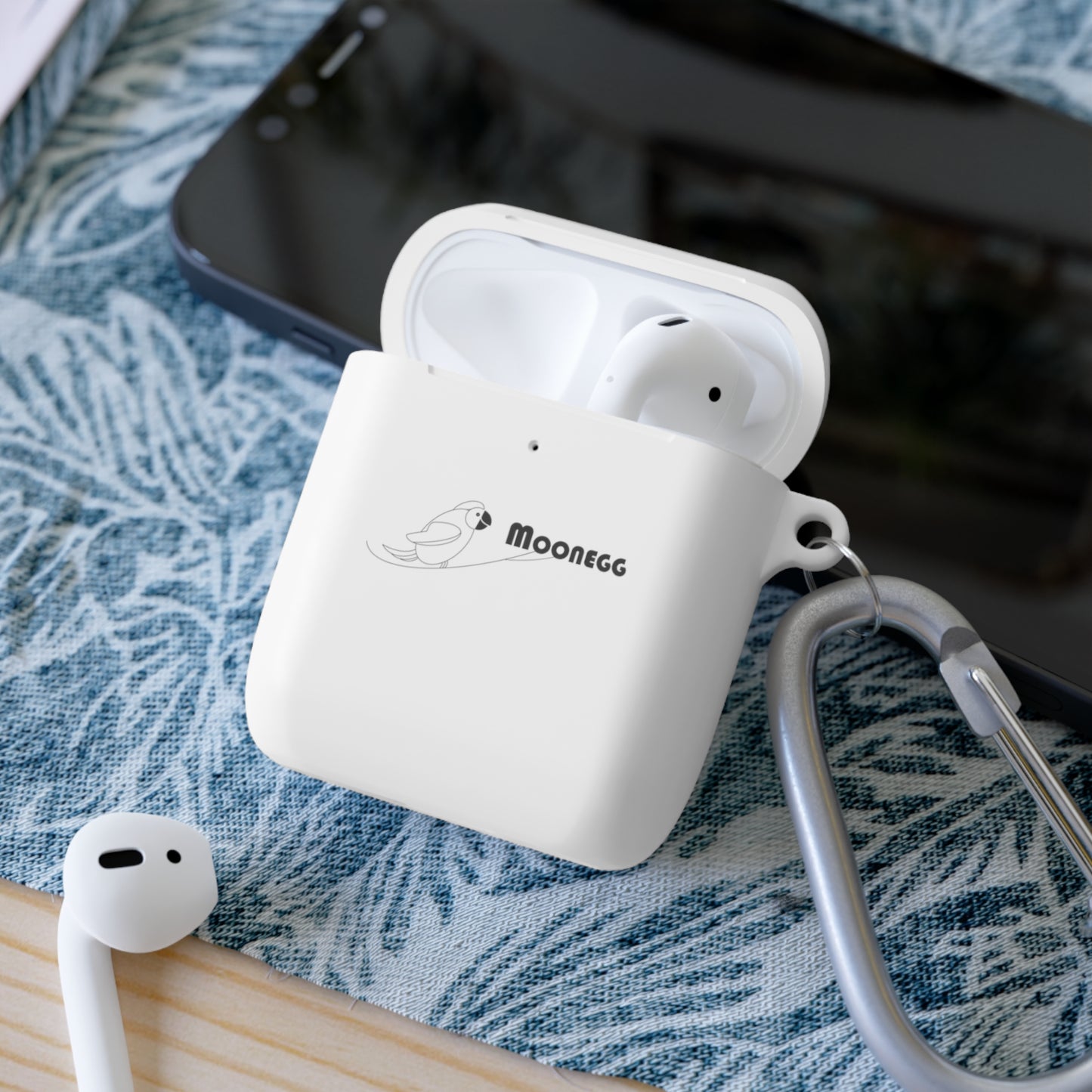 Moonegg and AirPods Pro Case Cover